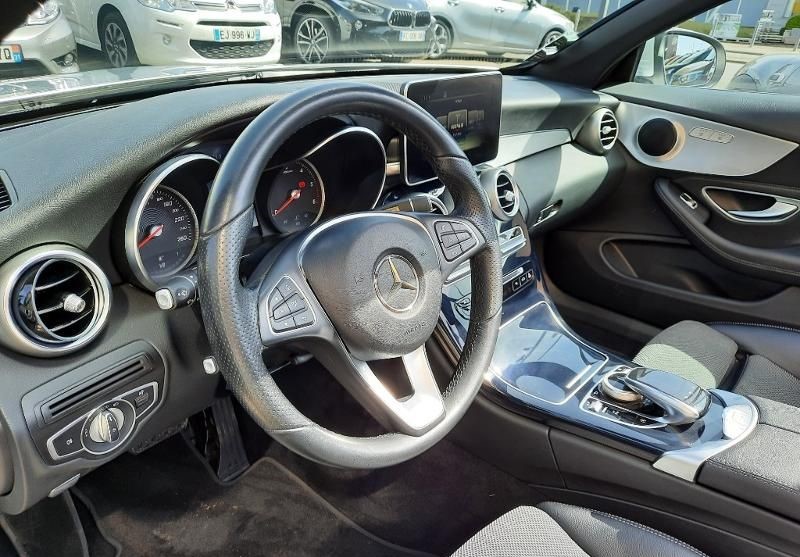 Left hand drive car MERCEDES C CLASS (01/04/2017) - 